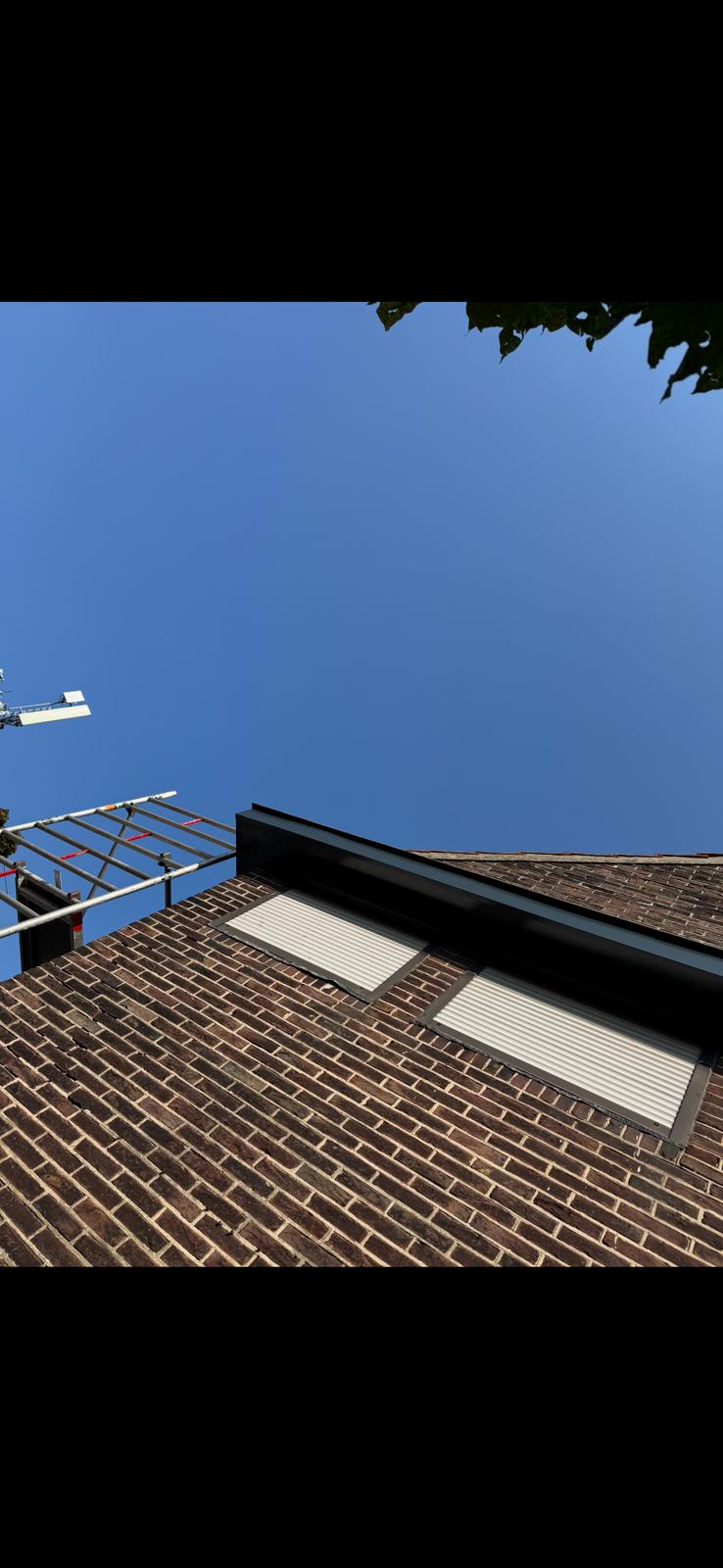 Nieuw pannendak rijtjeswoning