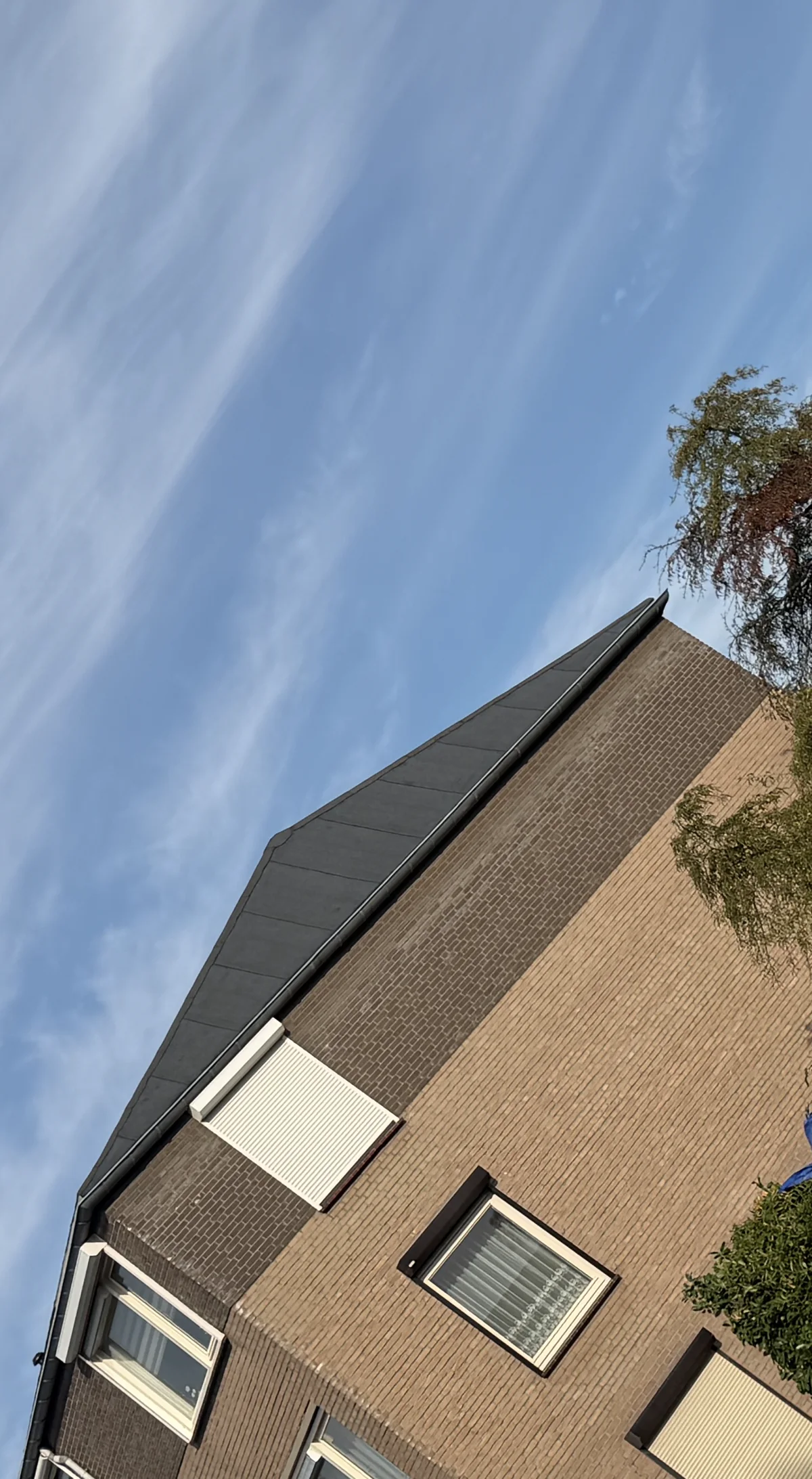 Gebouw met zichtbare dakrand – VvE- en vastgoedbeheerproject Heerlen 2026